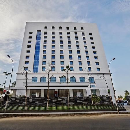 Hablis Chennai Hotel Buitenkant foto