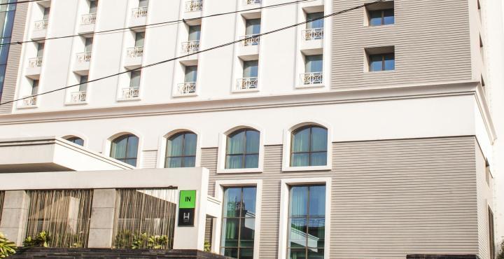 Hablis Chennai Hotel Buitenkant foto