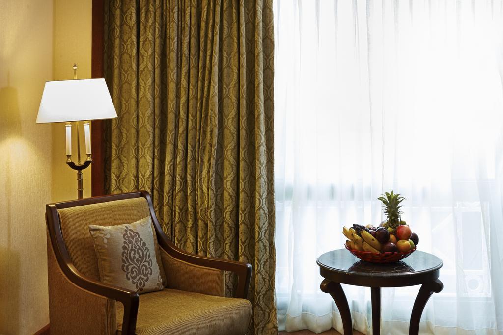 Hablis Chennai Hotel Buitenkant foto