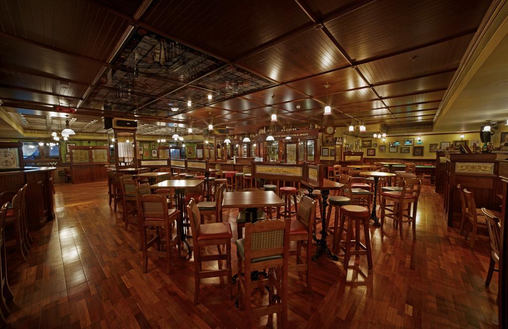 Hablis Chennai Hotel Buitenkant foto